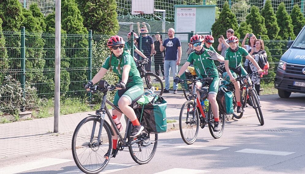 Version1uuid794694 AE 635 D 48 F8 8821 1 BE1579963 C Cmodecompatiblenoloc0 jpeg