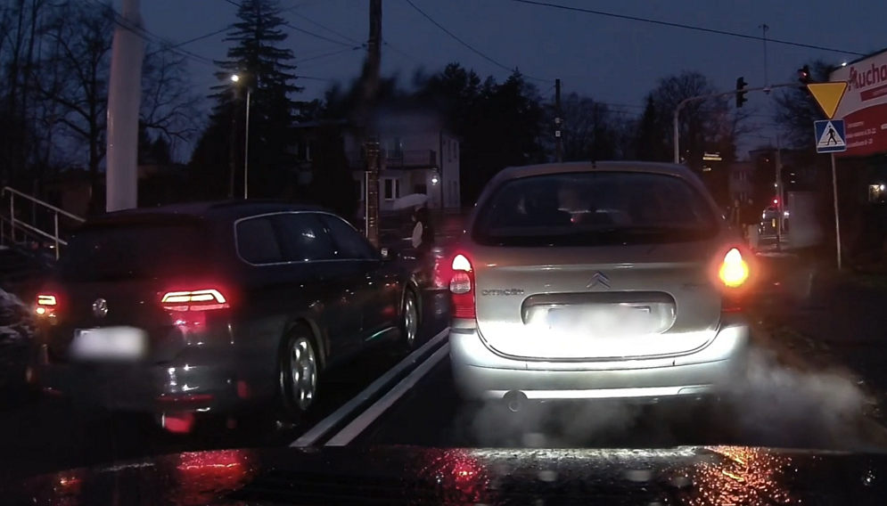 Wyprzedzanie na przejściu