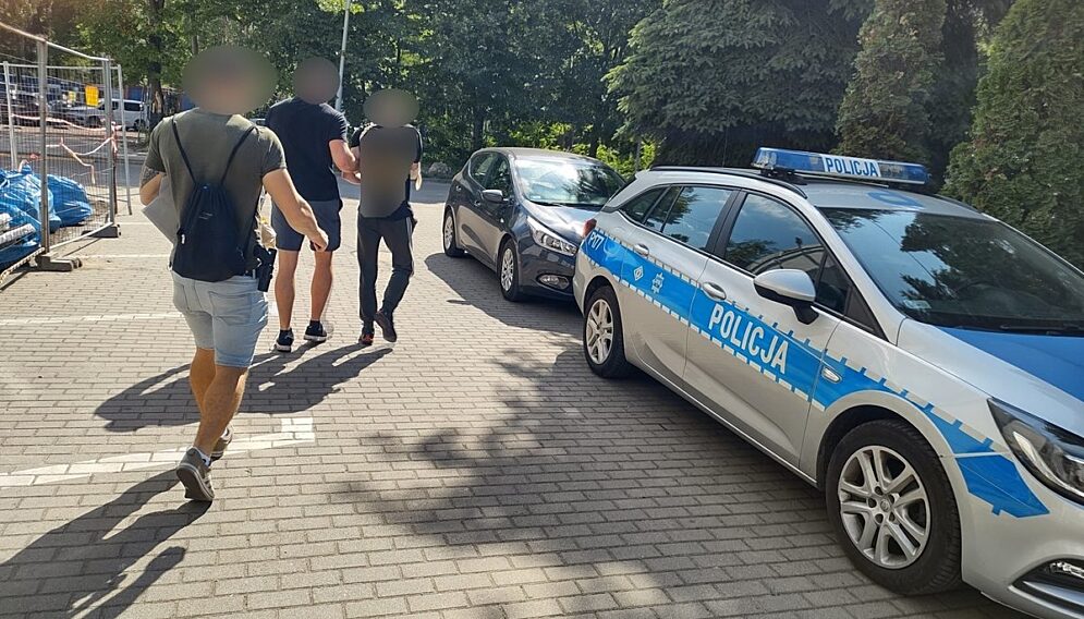 Znecal sie nad ojcem