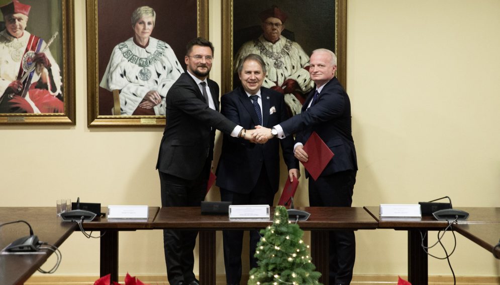 ŚUM przejmie budynki po szpitalu MS Wi A umowa intencyjna podpisana Fot K Kalkowski