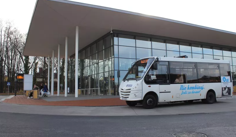 Autobus 01