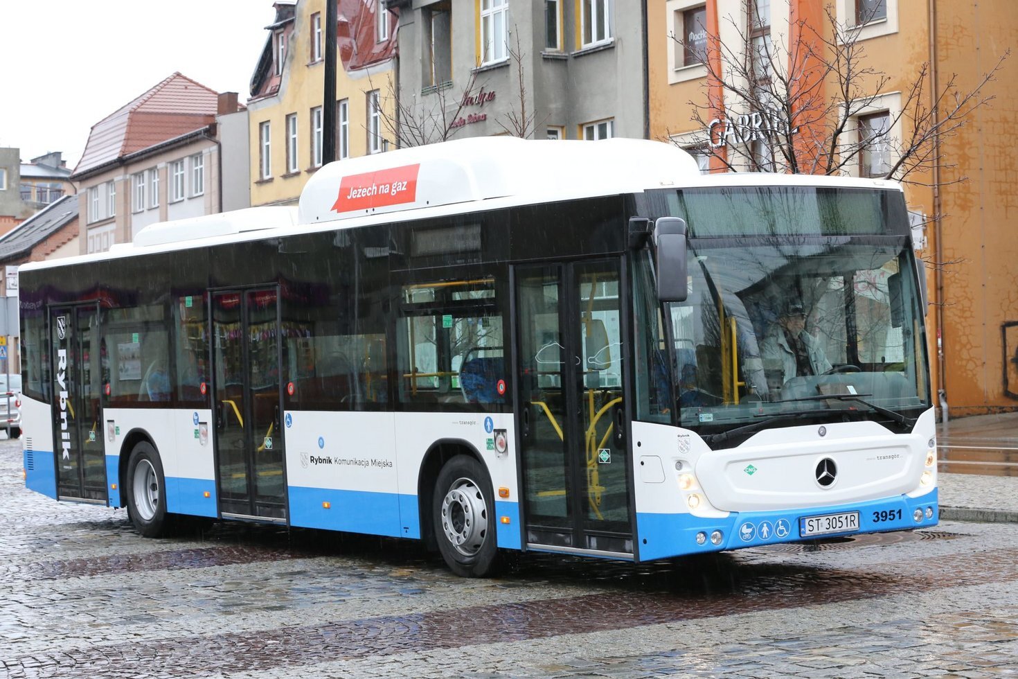 Autobusy na gaz fot W Troszka 7