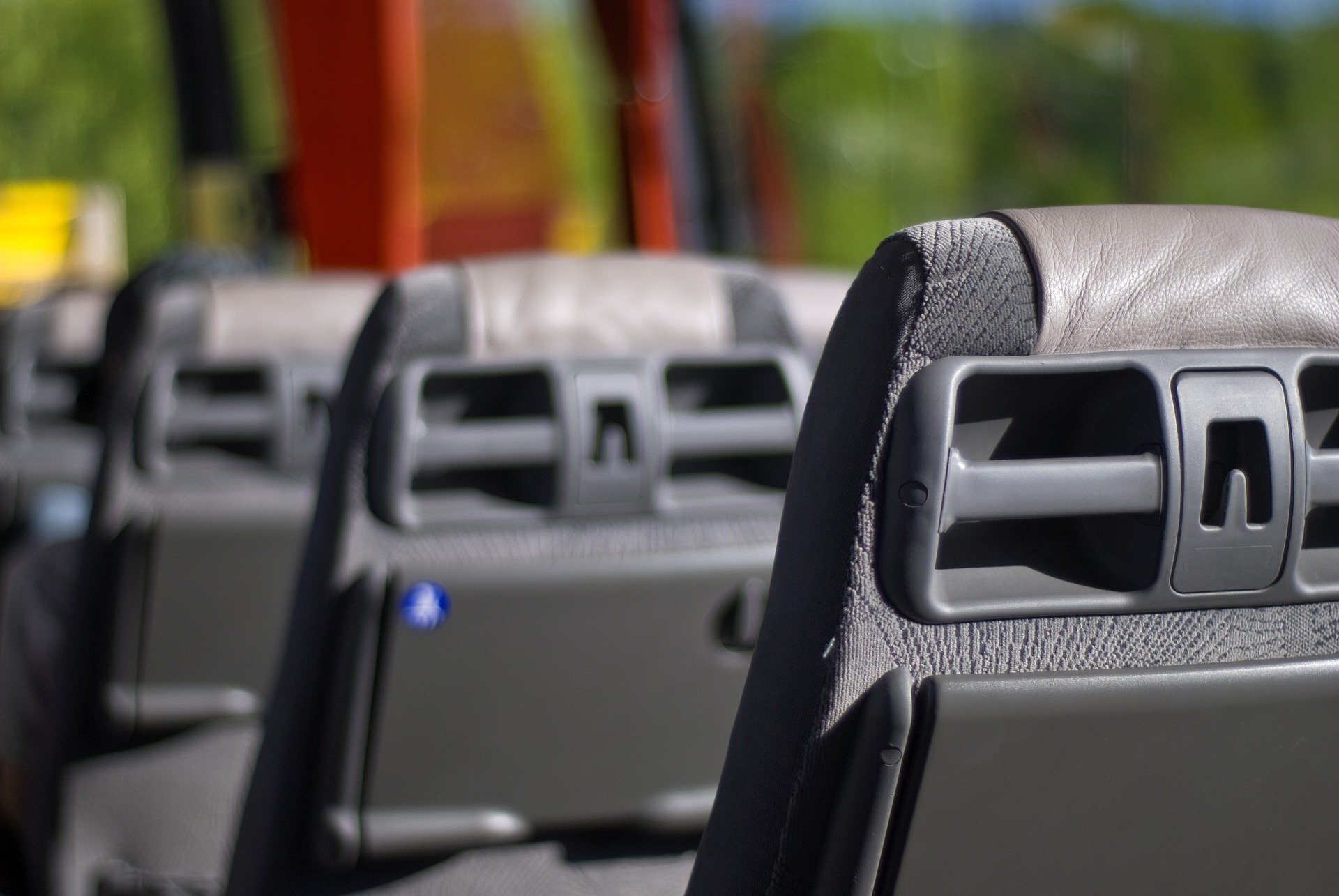 Bus 1898612 1920 01