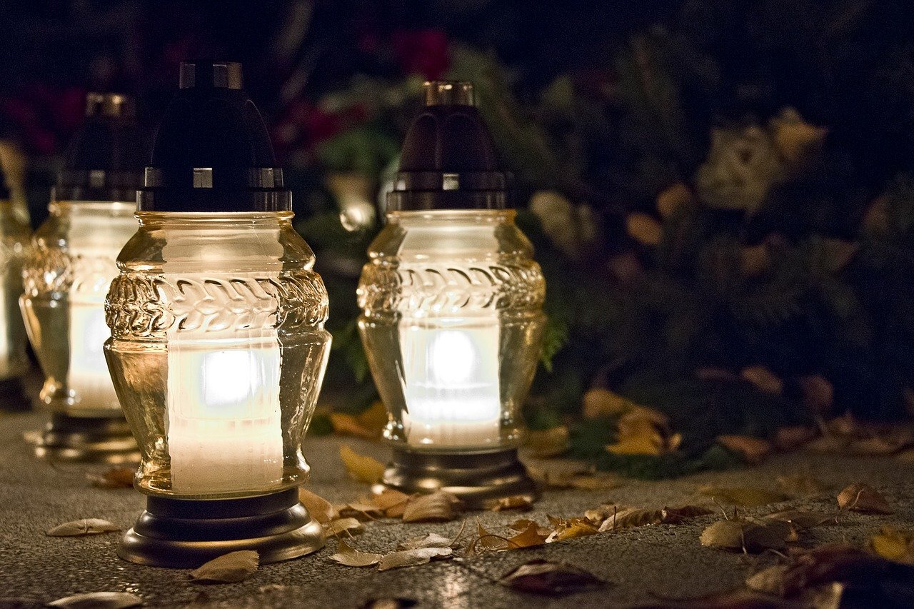 Candle 1785709 1280