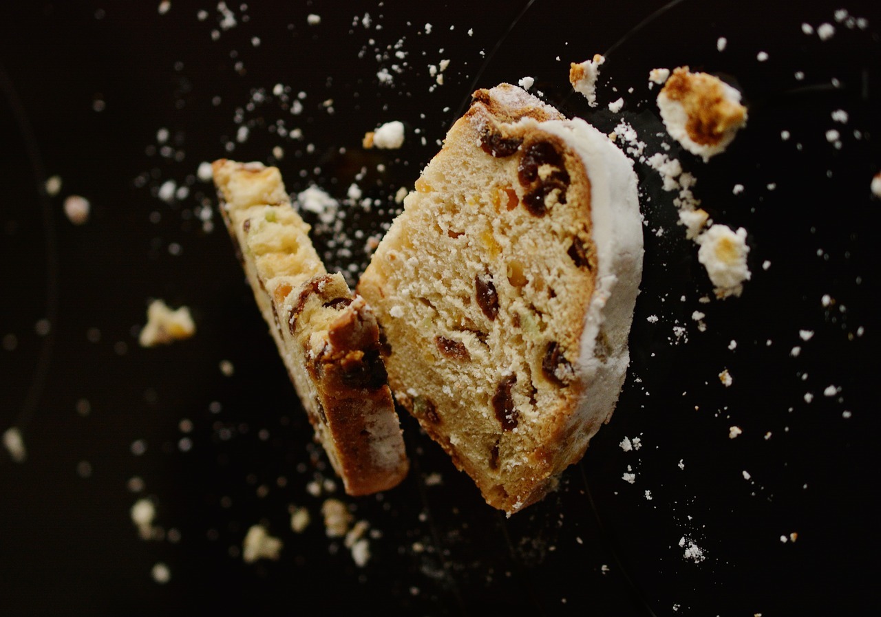 Christmas stollen 1768907 1280
