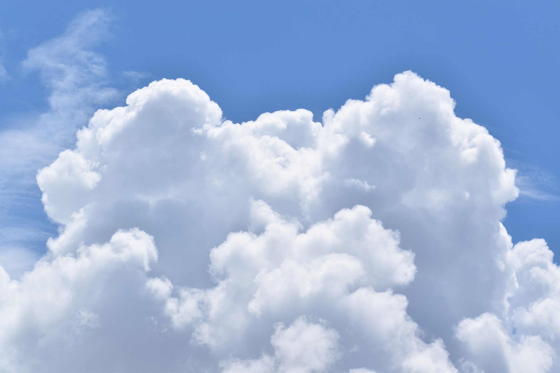 Clouds 5263139 1920