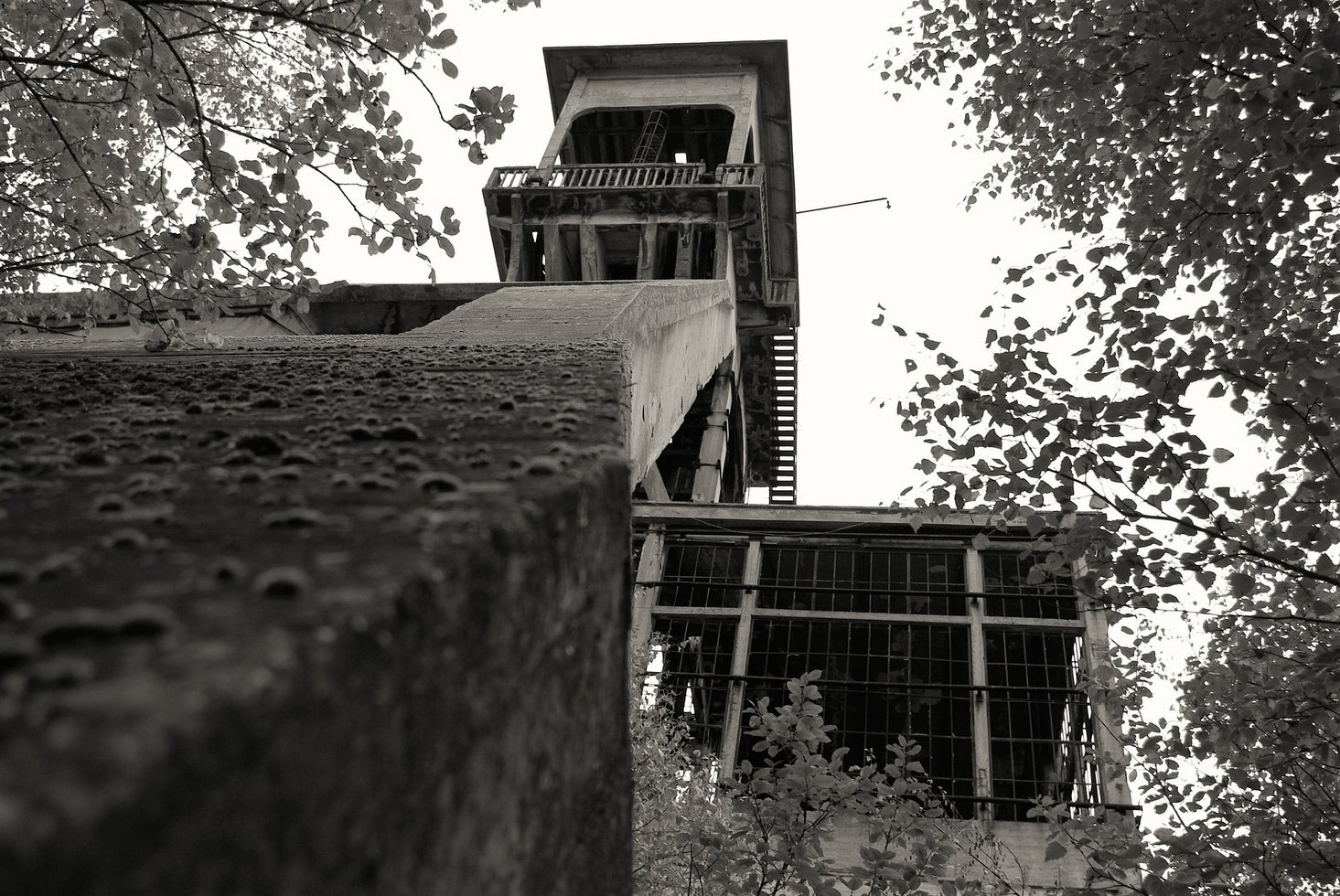 Coal factory 1525807 1920