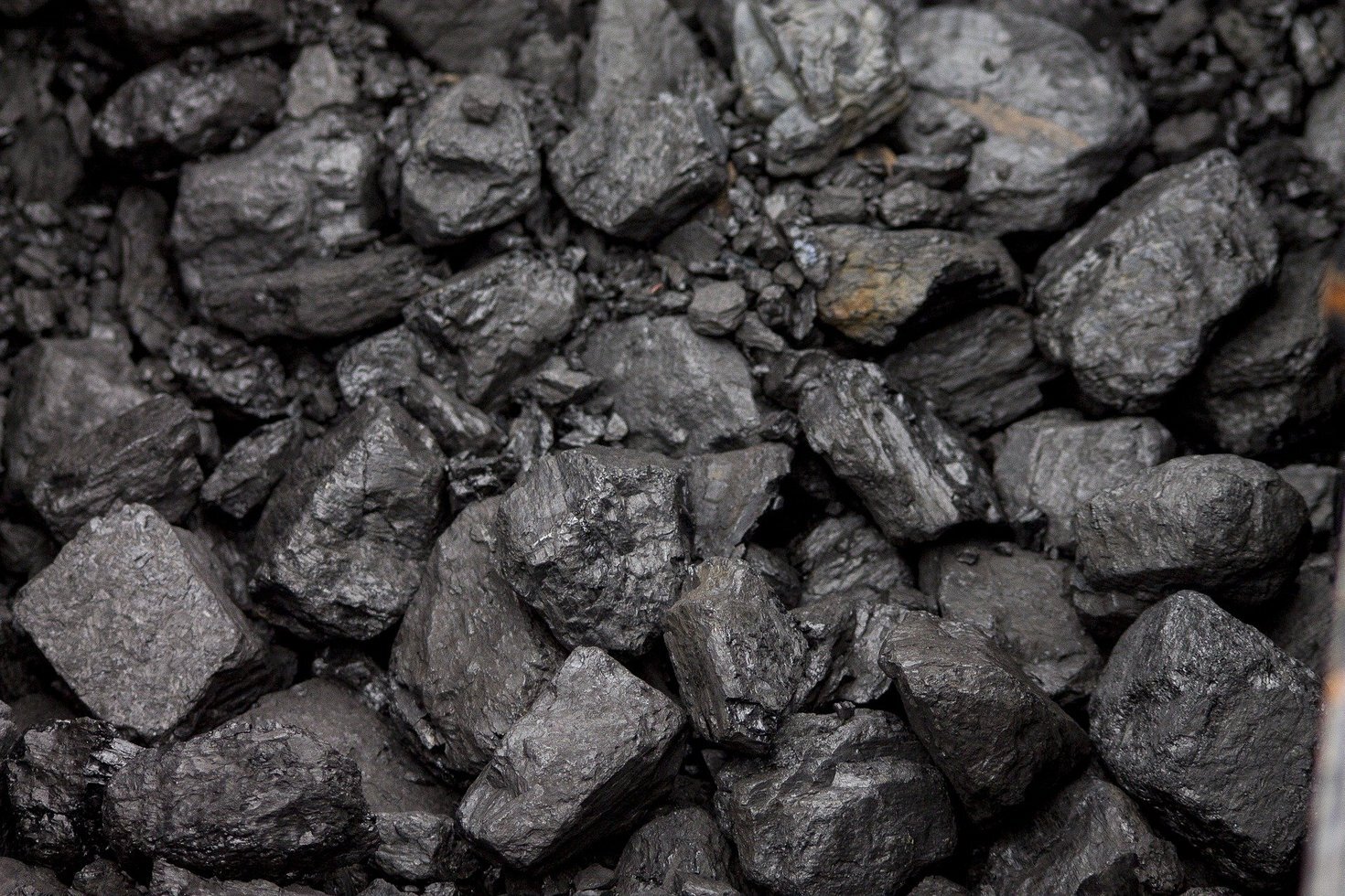 Coal g9b2501616 1920