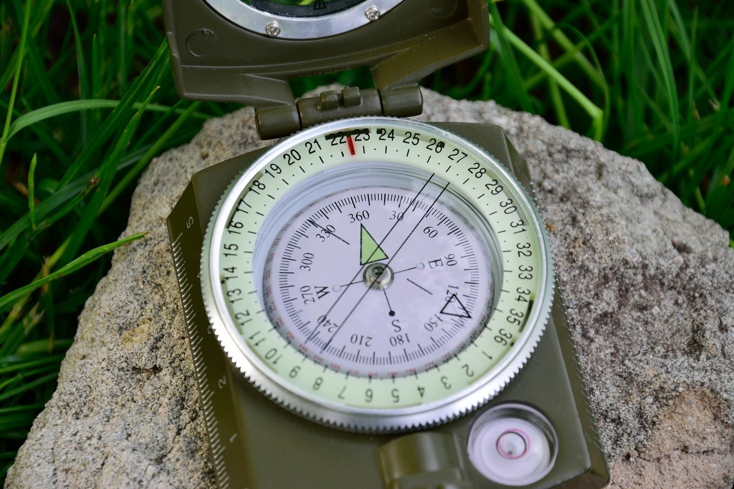 Compass 1442374 1920