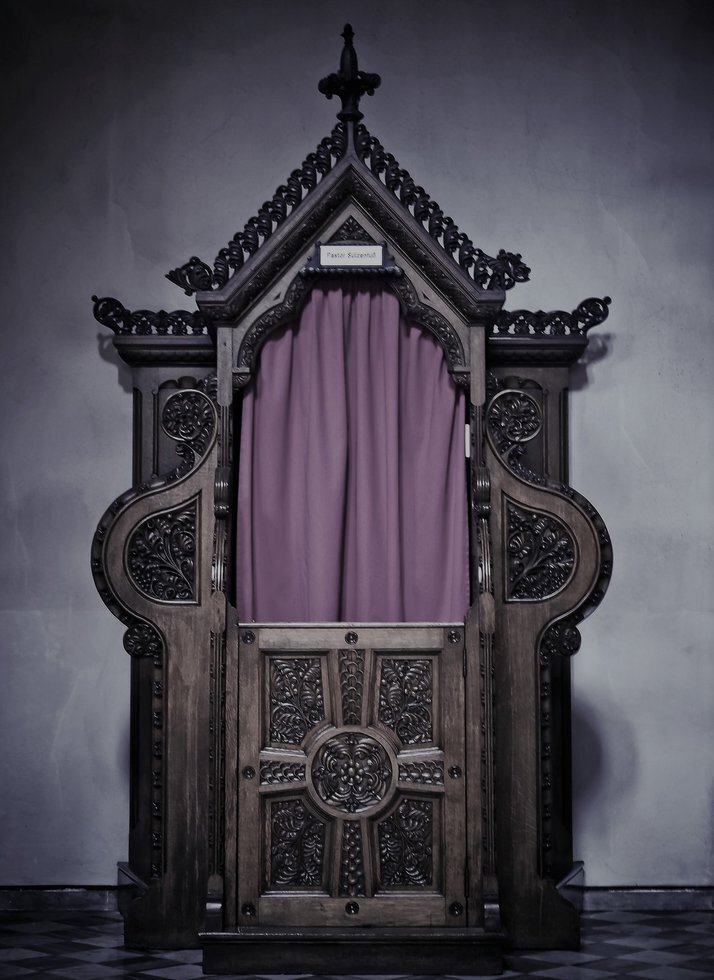 Confessional 1399097 1920