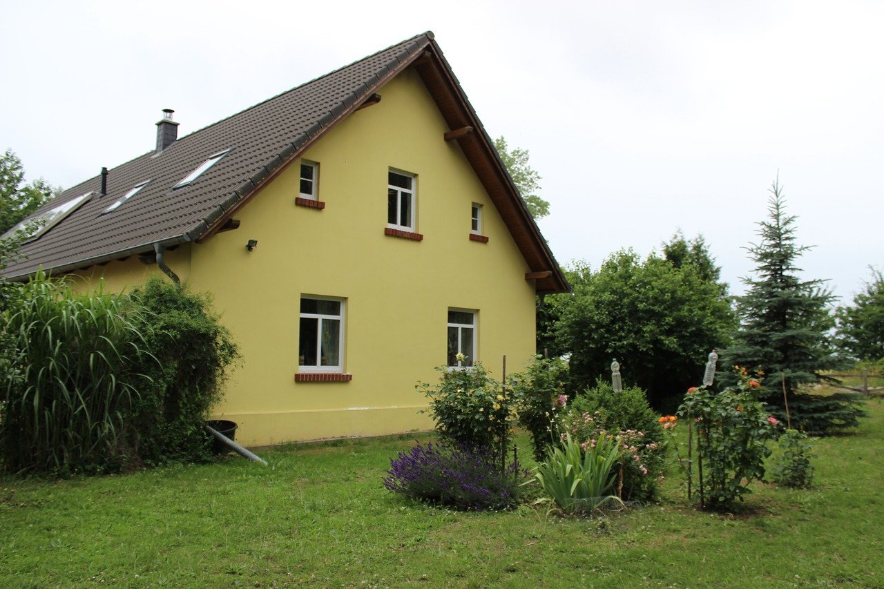 Country house 3680029 1280
