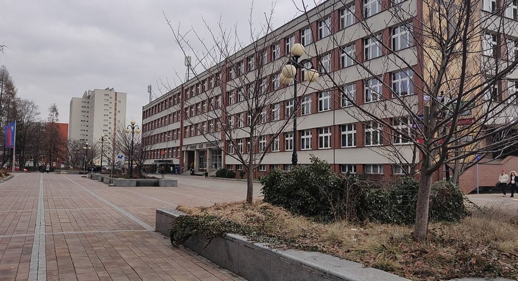 Csm 1024px Katowice gmach Wydzialu Nauk Spolecznych 3aa1a5419b