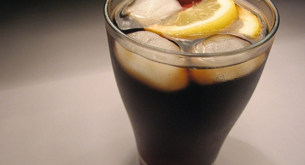 Csm 1280px Glass cola 8e0214ad3a 1