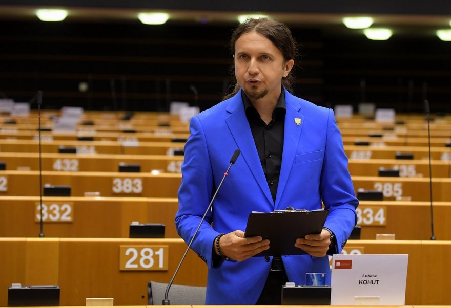 Csm Lukasz Kohut 7ce6b56a4c