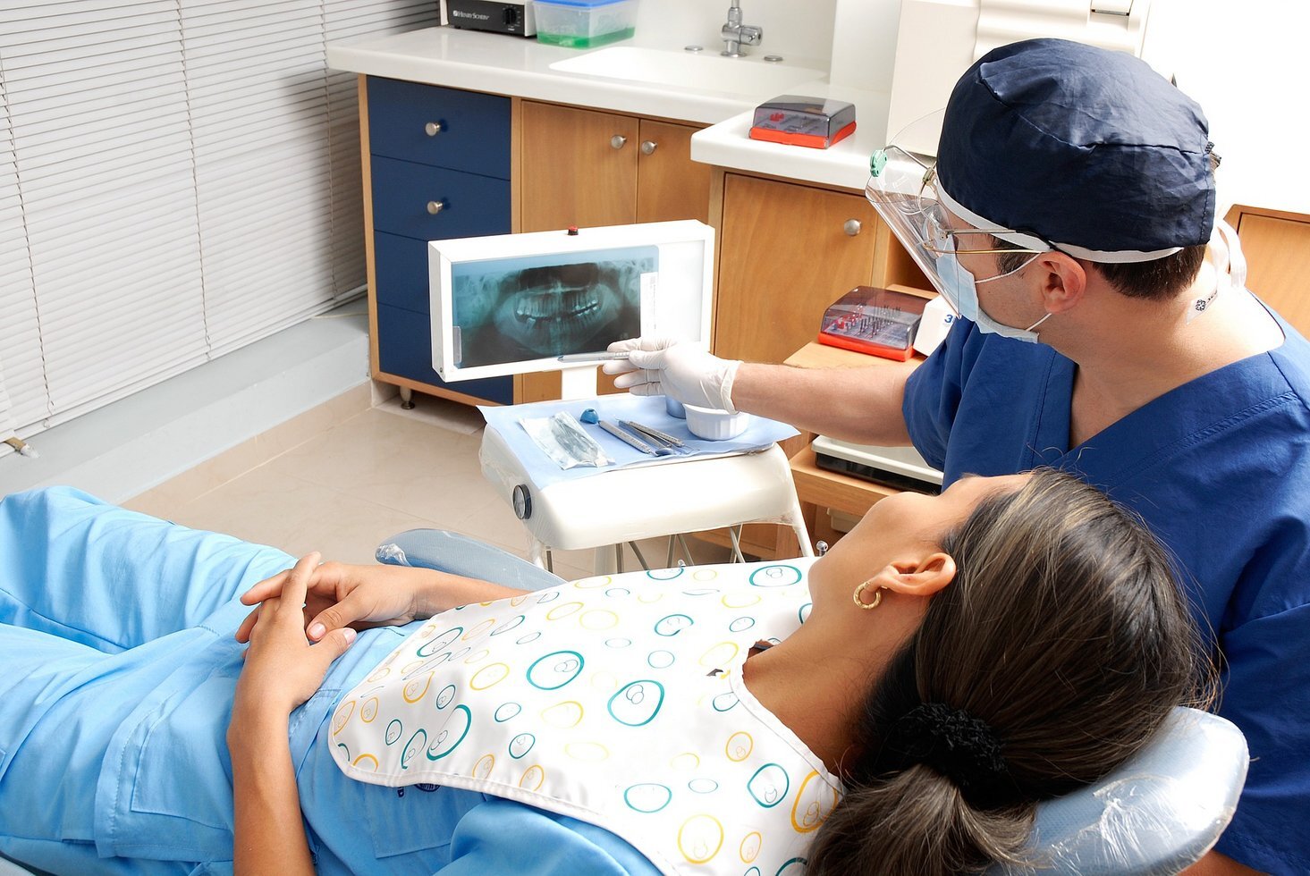 Dentist 1639683 1920