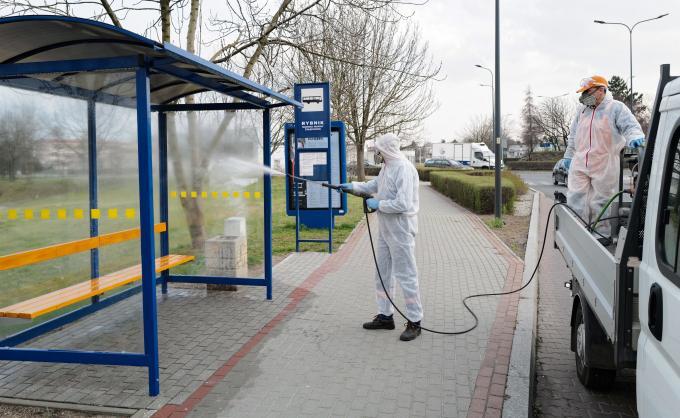 Dezynfekcja przystankow autobusowych Czeladz