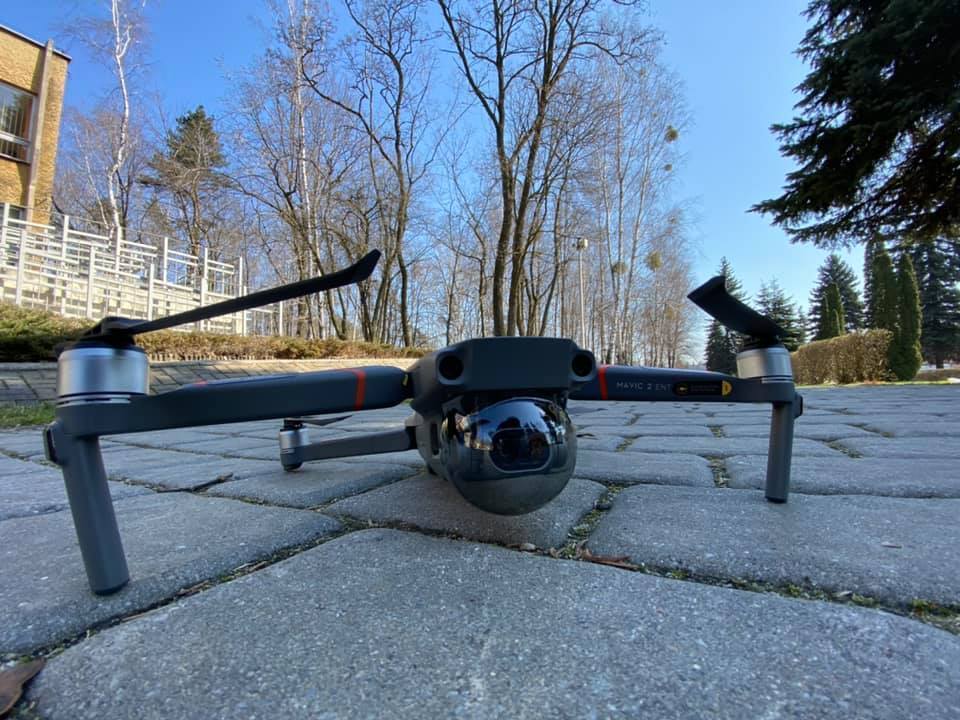 Dron monitoruje wojkowice