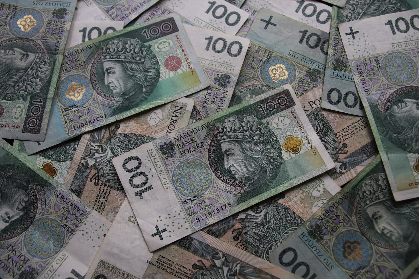 Euro banknotes 4073891 1920 03
