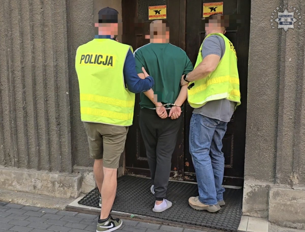 Falszywi pracownicy administracji