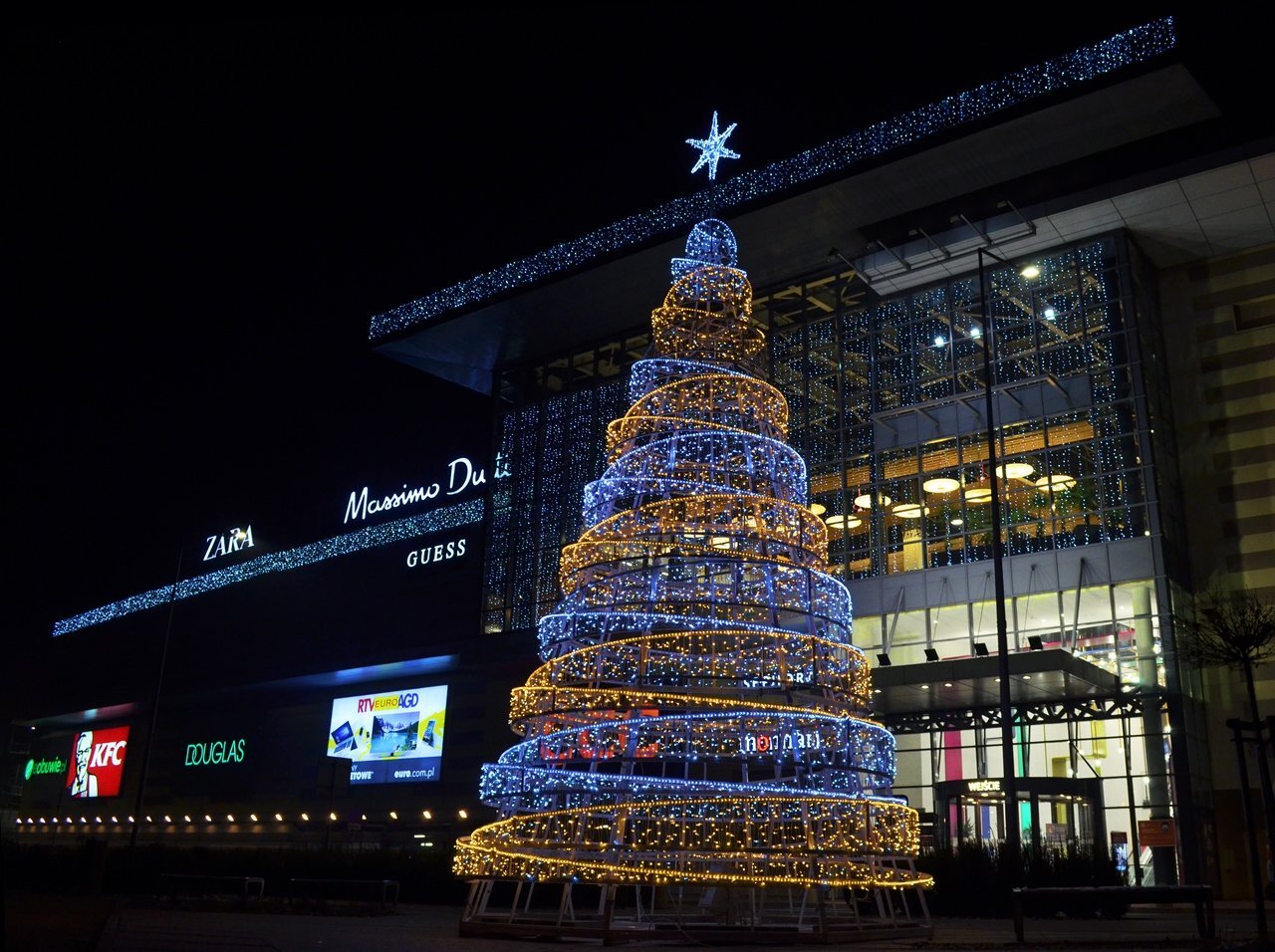 Fot galeria jurajska mat prasowe 3