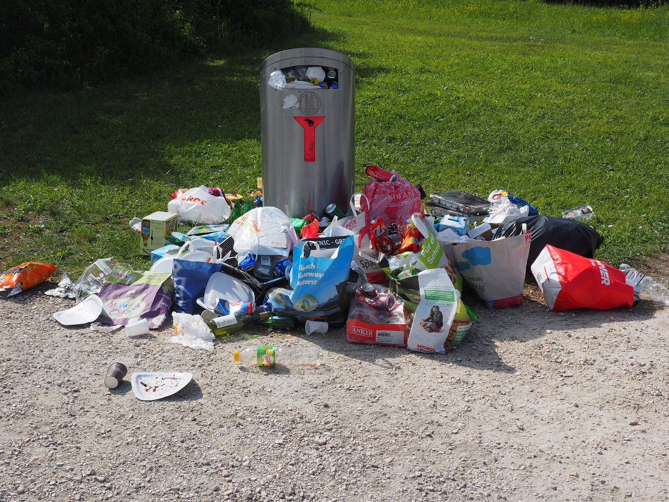 Garbage can 1260832 1920