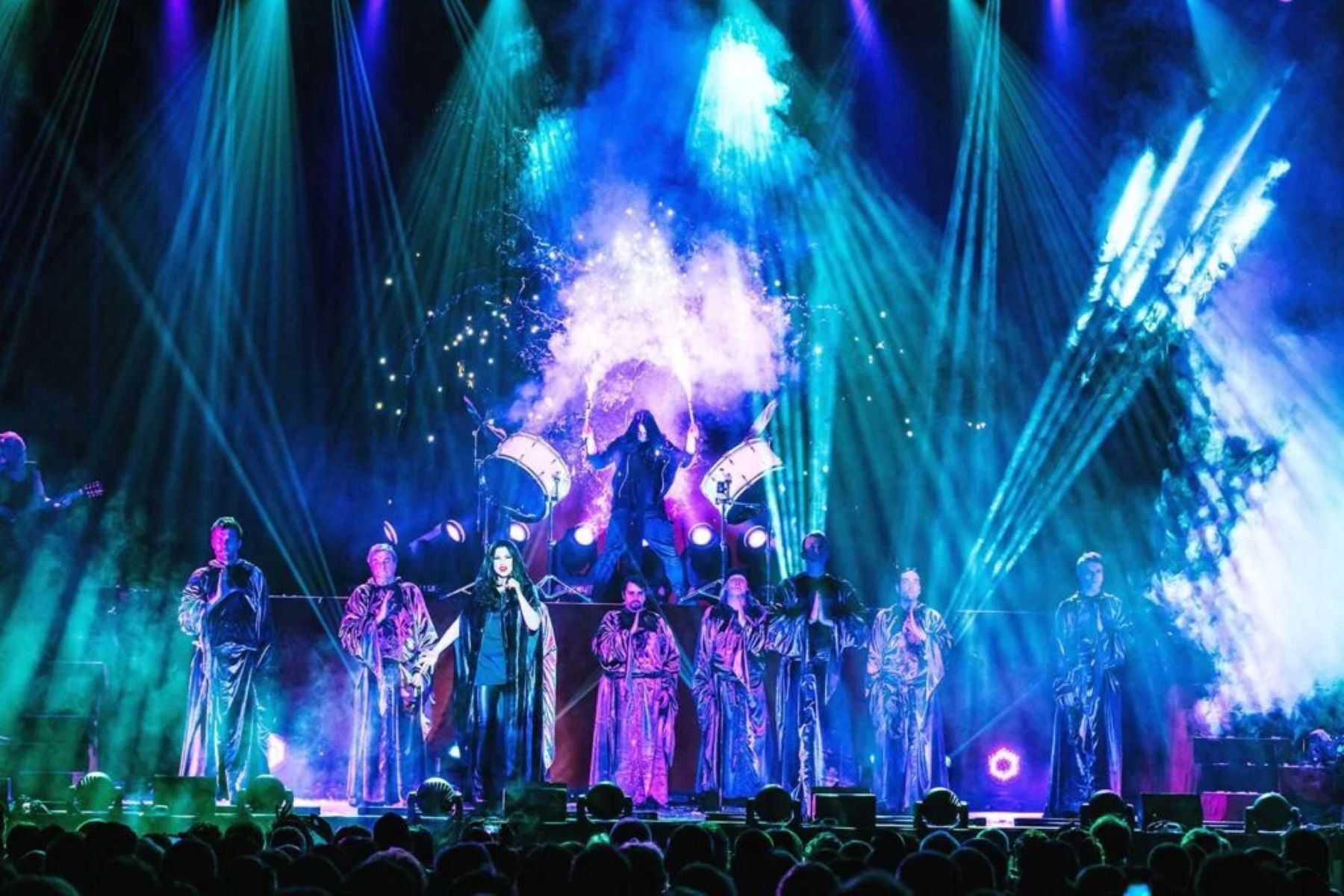 Gregorian spiewacy z calego swiata w holdzie choralowi