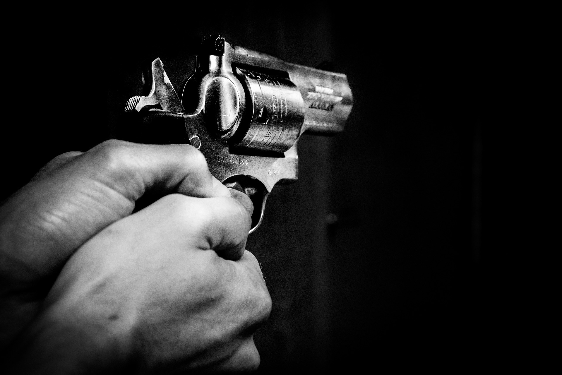Gun 1678989 1920