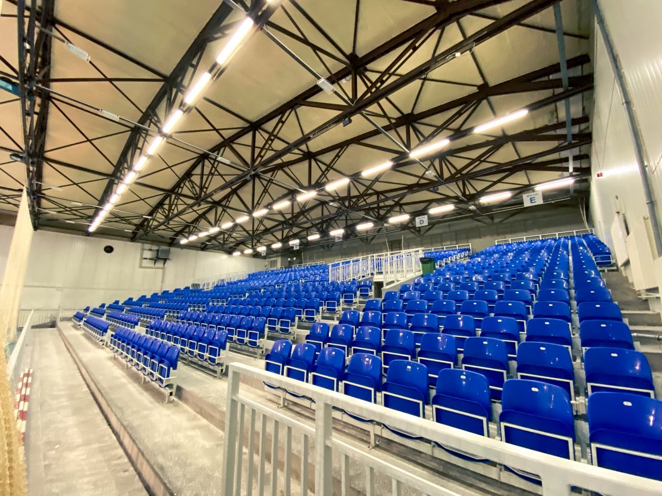 Hala milowice 2