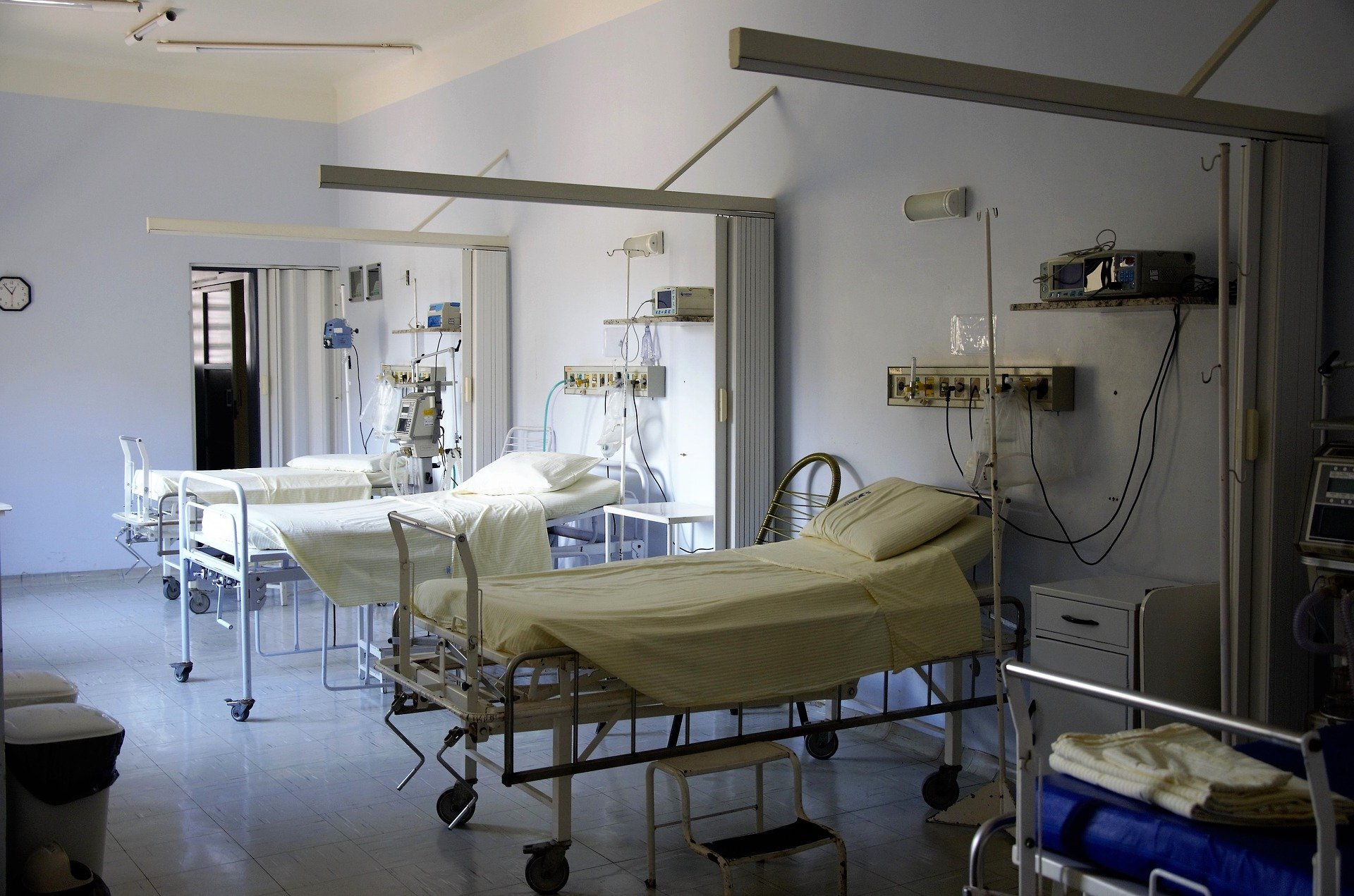 Hospital 1802680 1920 01
