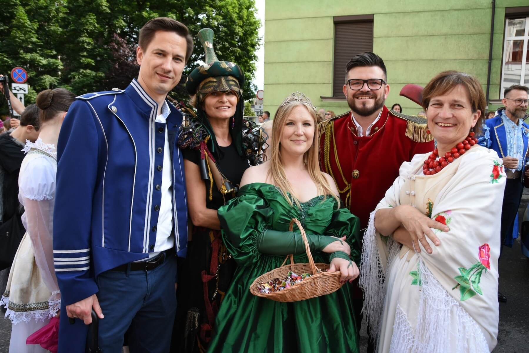 Kostiumowy pochod operowy 4