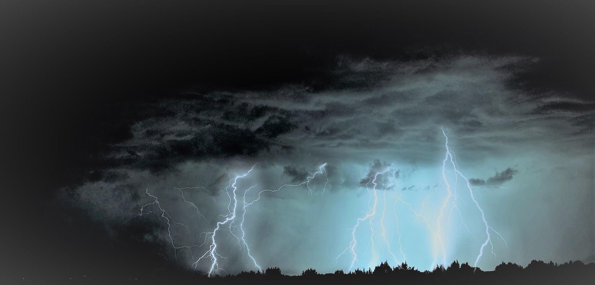 Lightning 1158027 1920