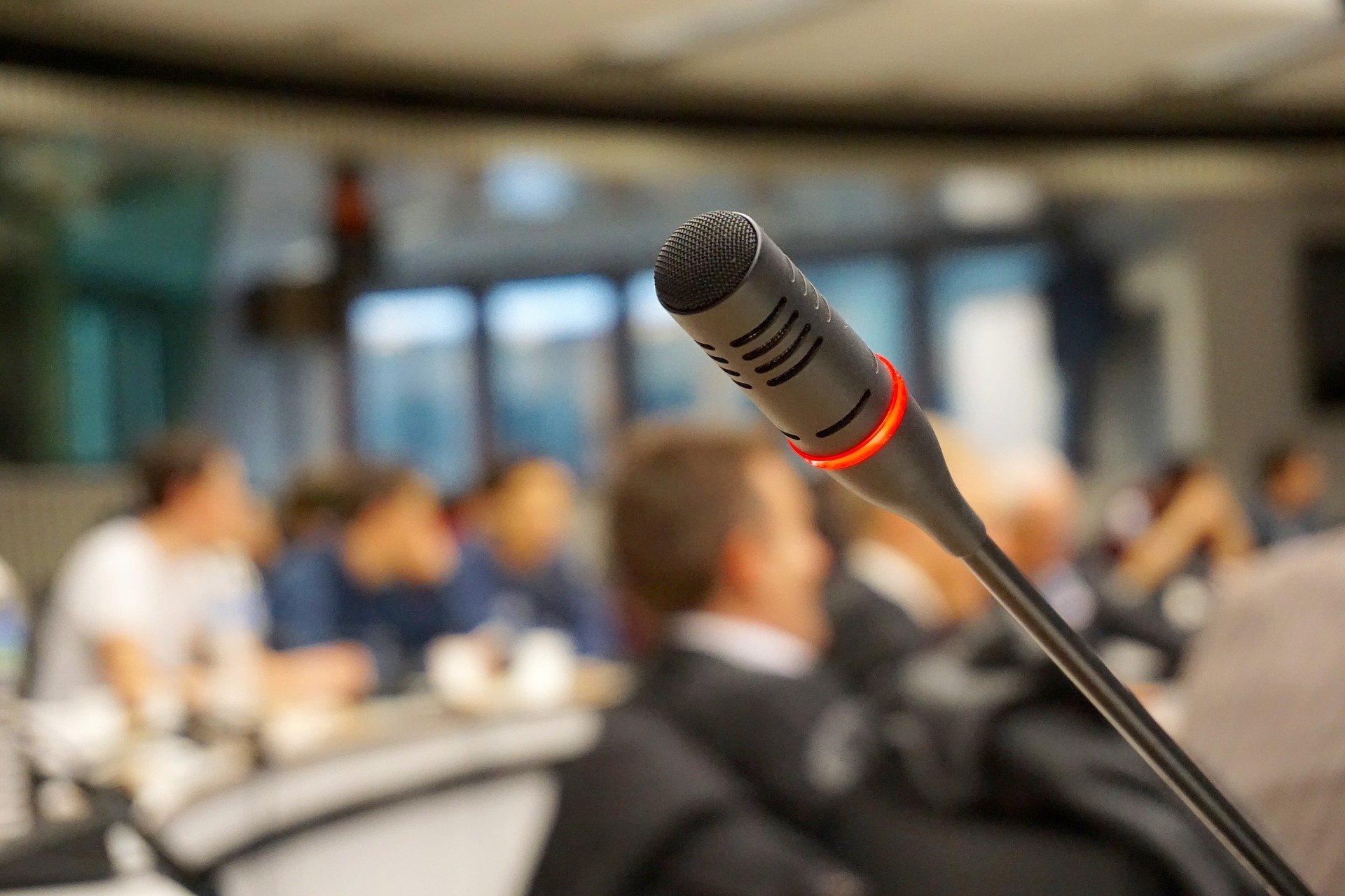 Microphone 704255 1920