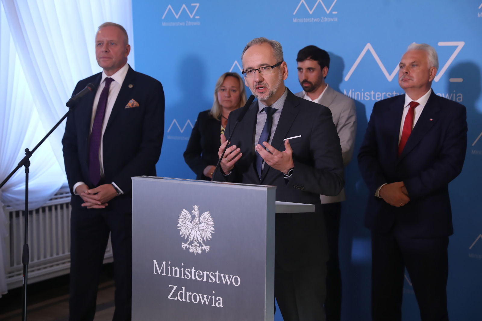 Mid 20907122