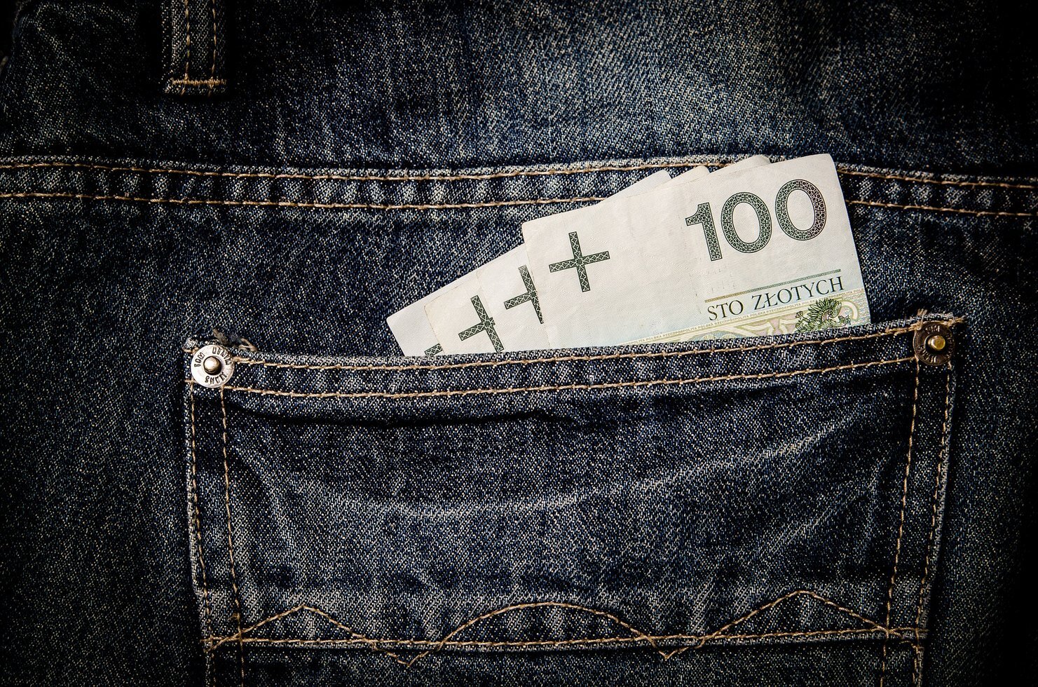 Money 256282 1920