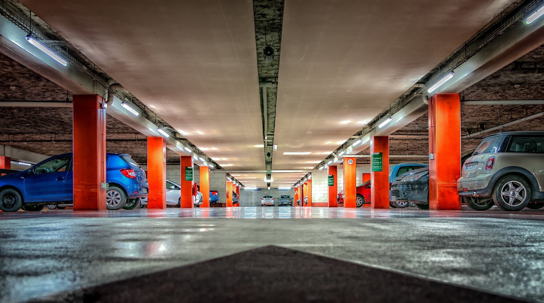 Multi storey car park 2705368 1920