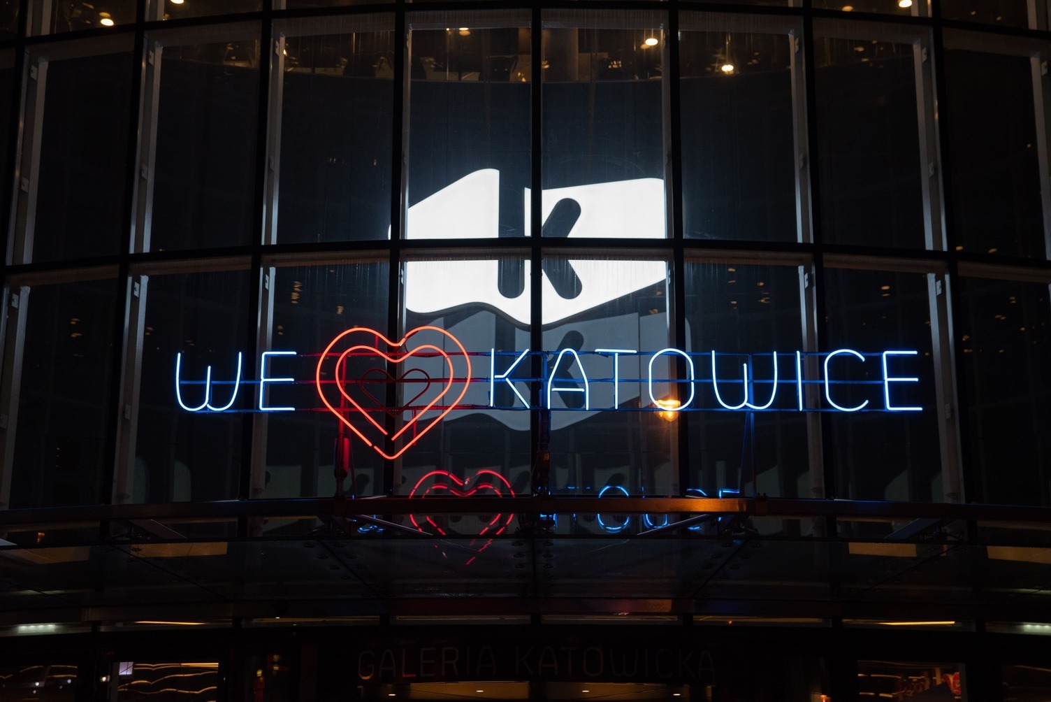 Neon galeria katowicka 2023