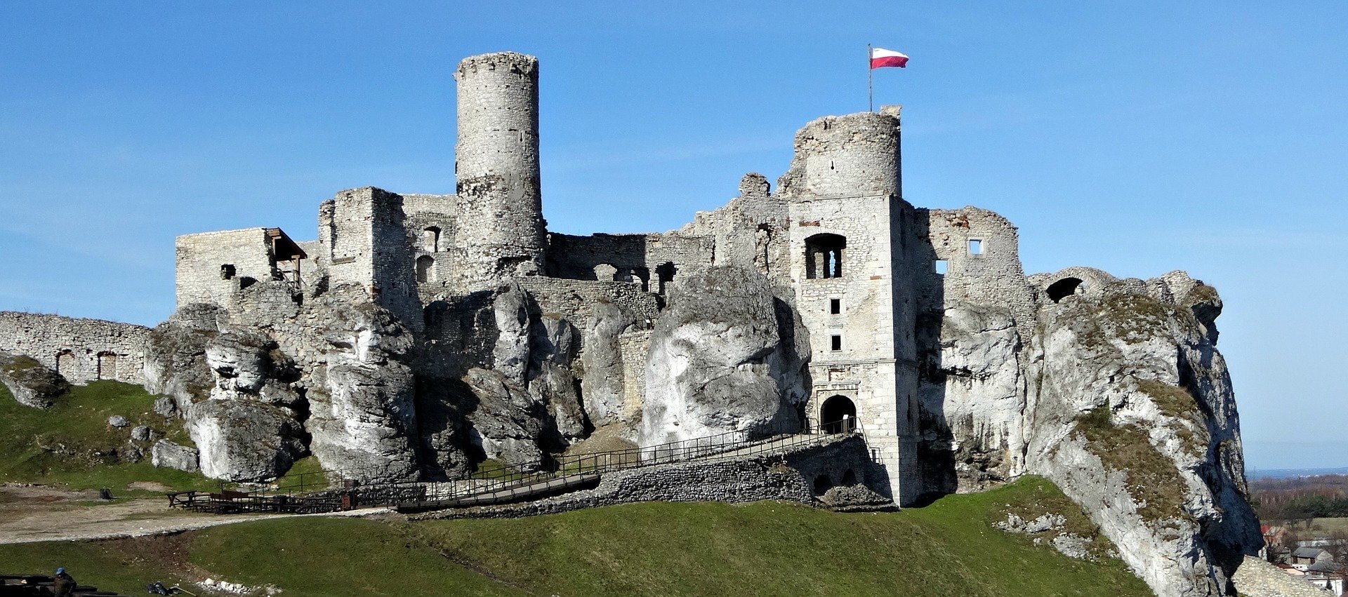 Ogrodzieniec 1686866 1920