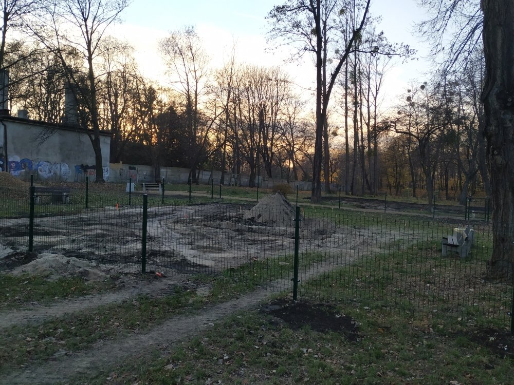Park brzeziny7