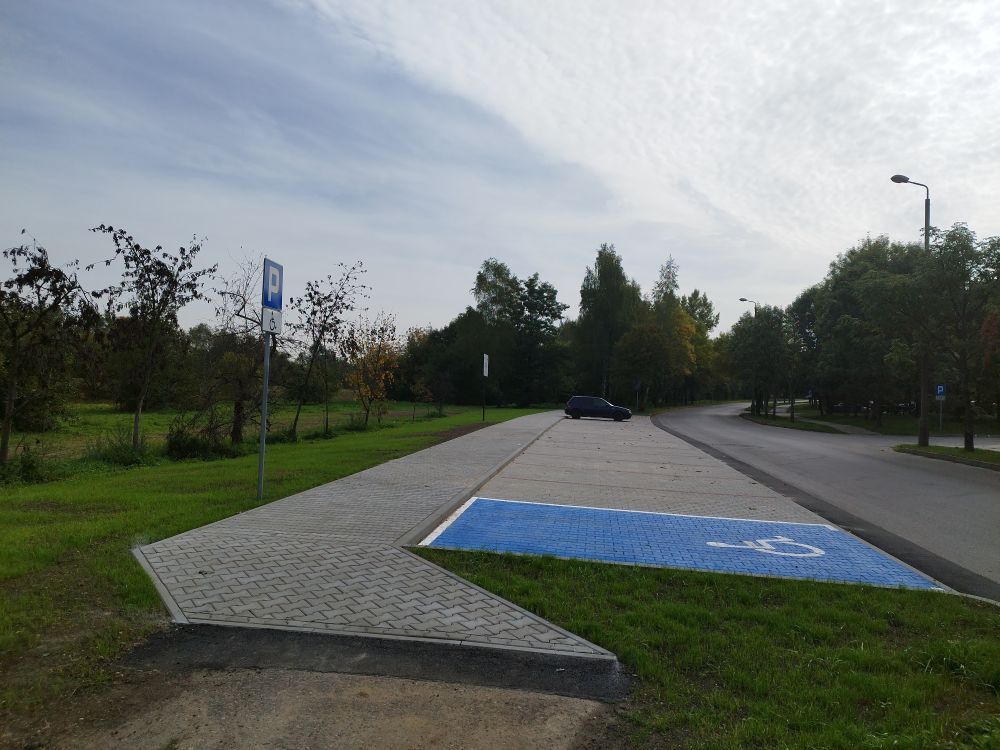 Parking sklodowskiej bo4