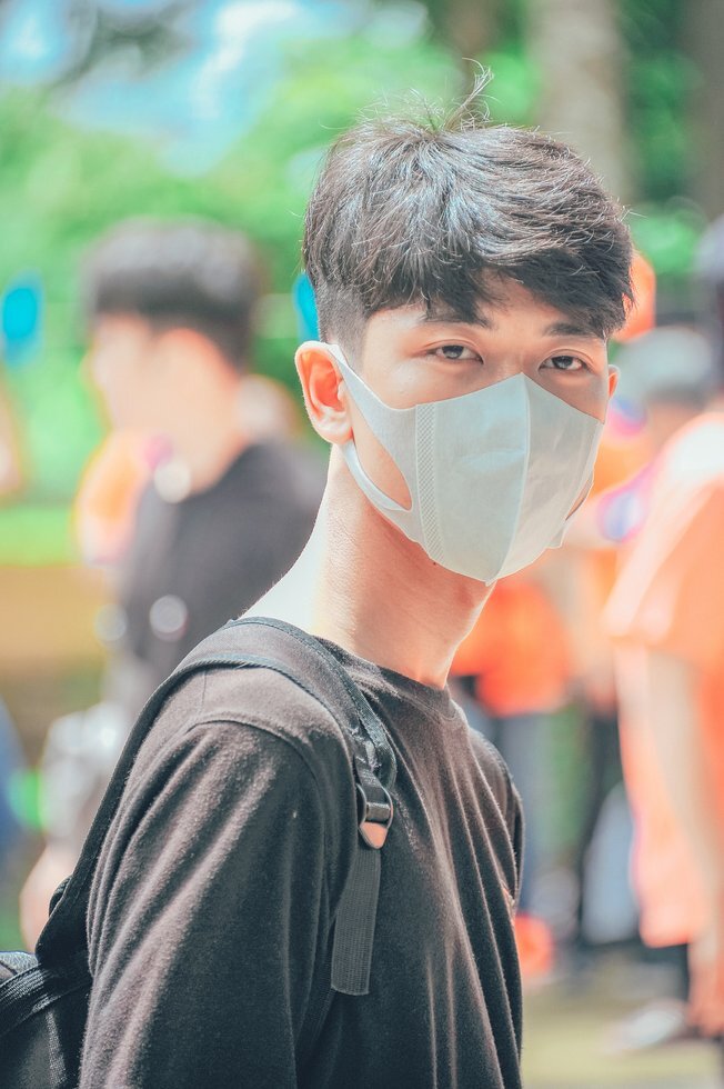 Photo of man wearing mask 1165655