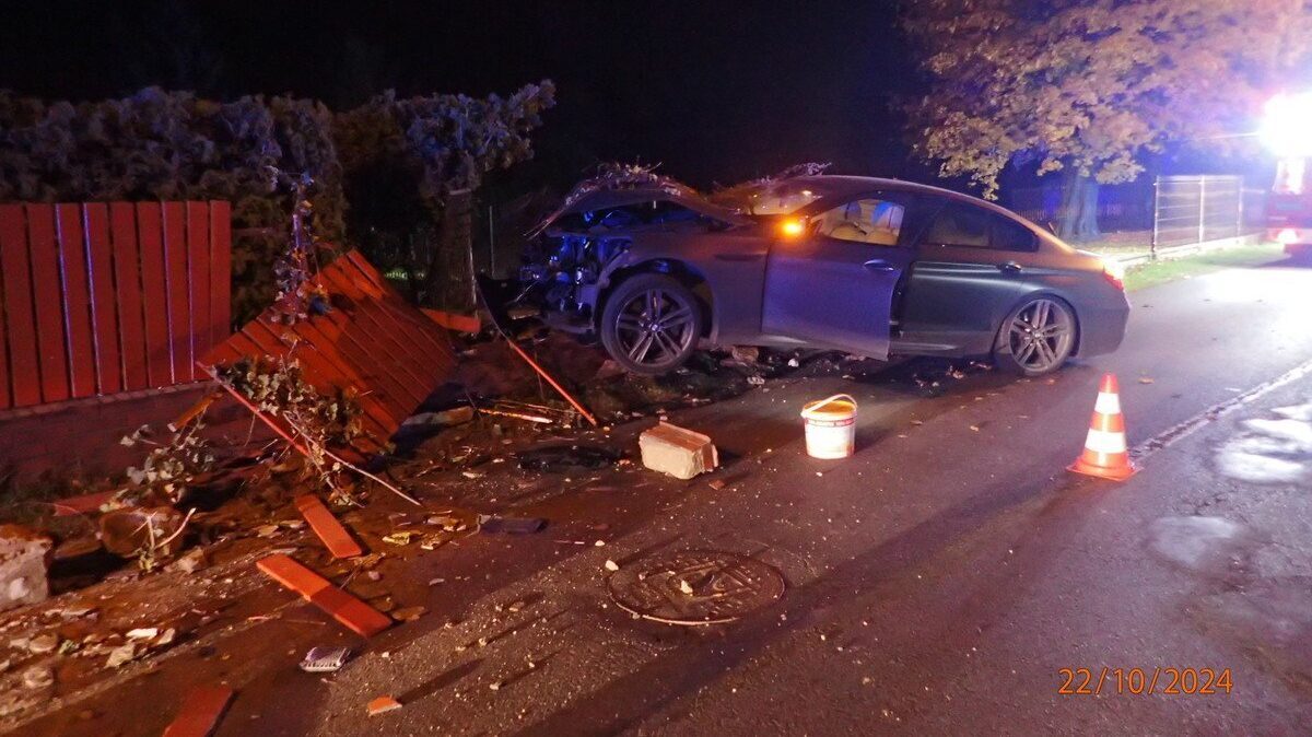 Pijany wjechal w ogrodzenie