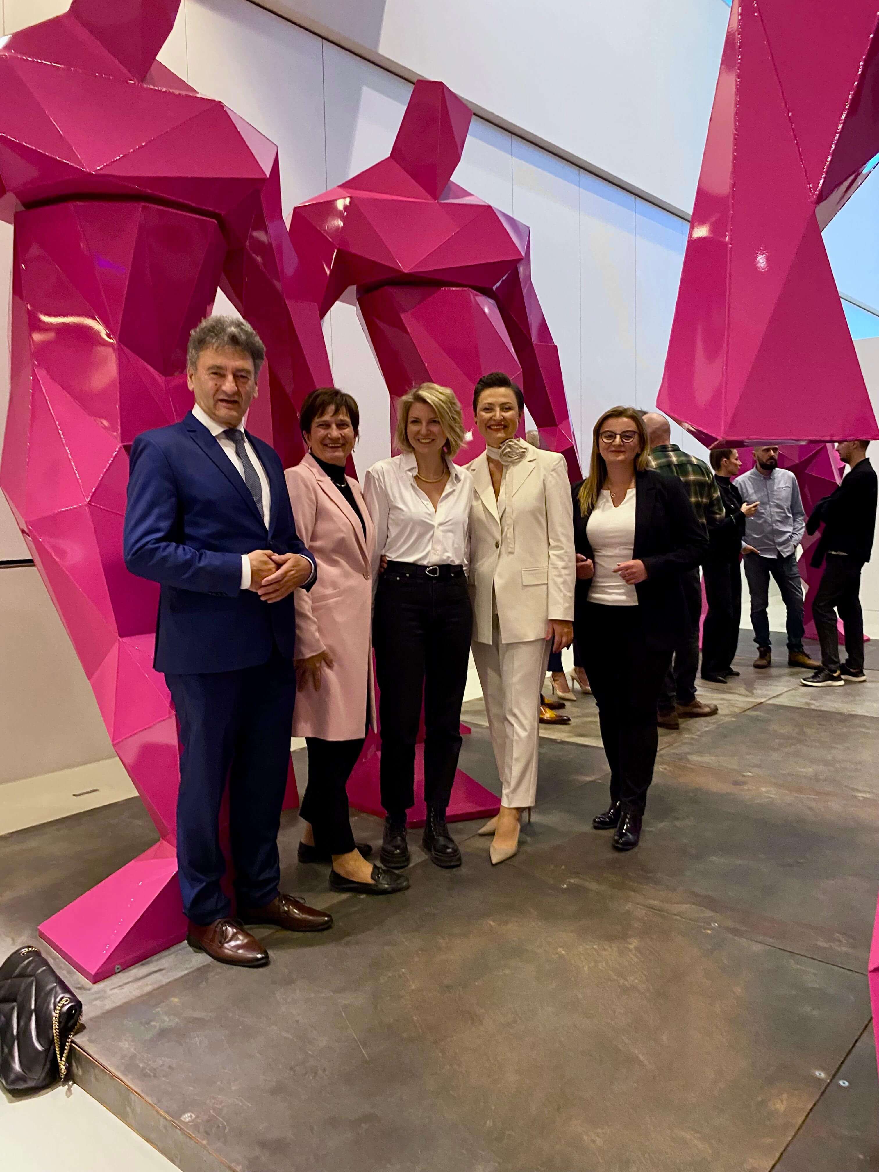 Pink boty muzeum slaskie