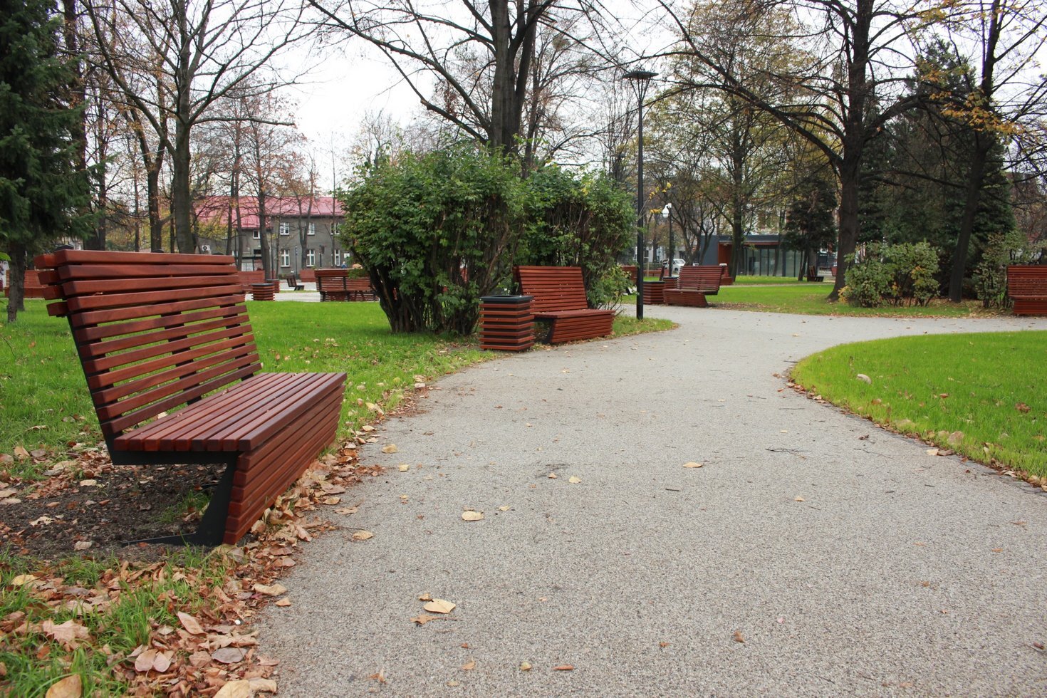 Plac niepodleglosci 4