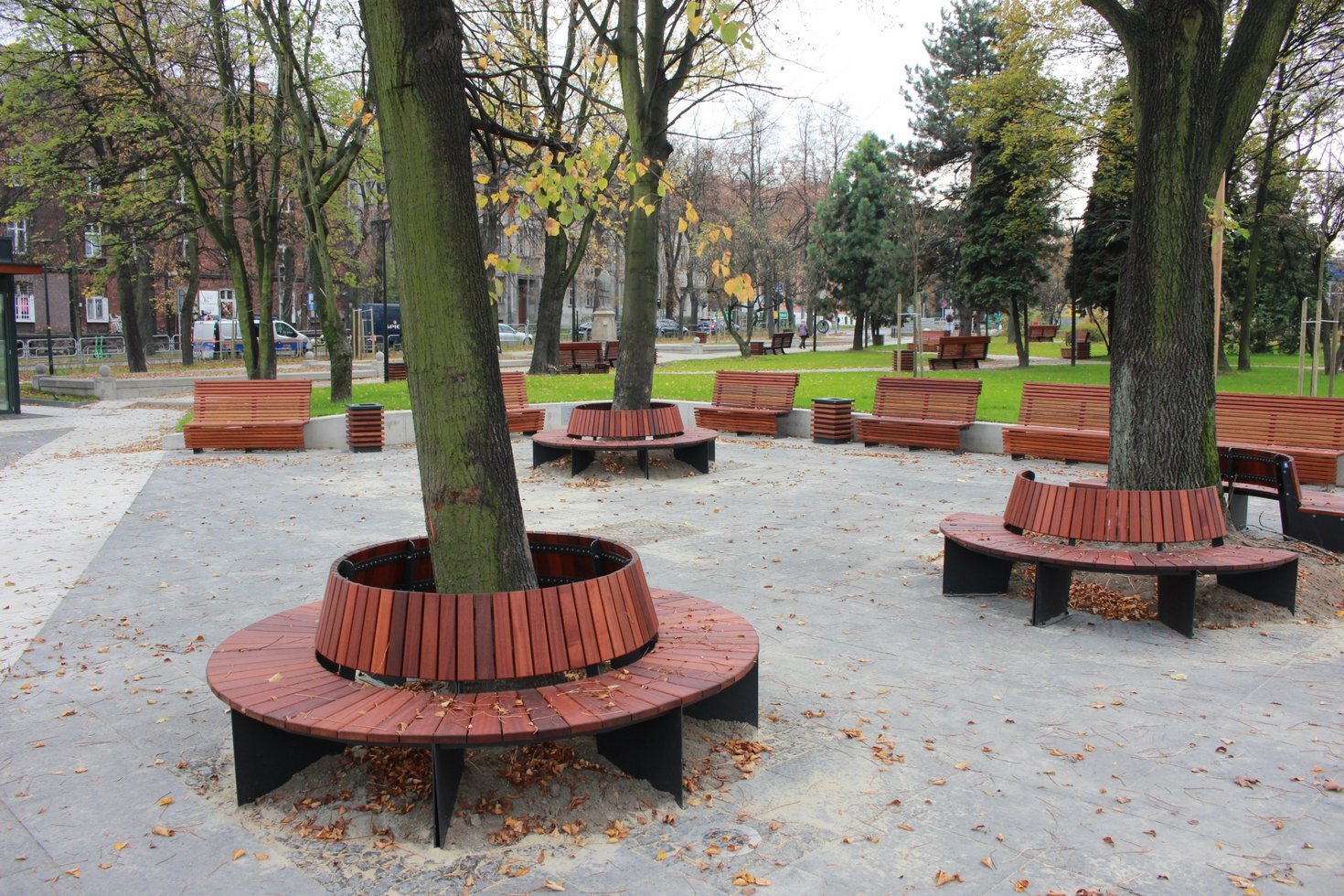 Plac niepodleglosci 8