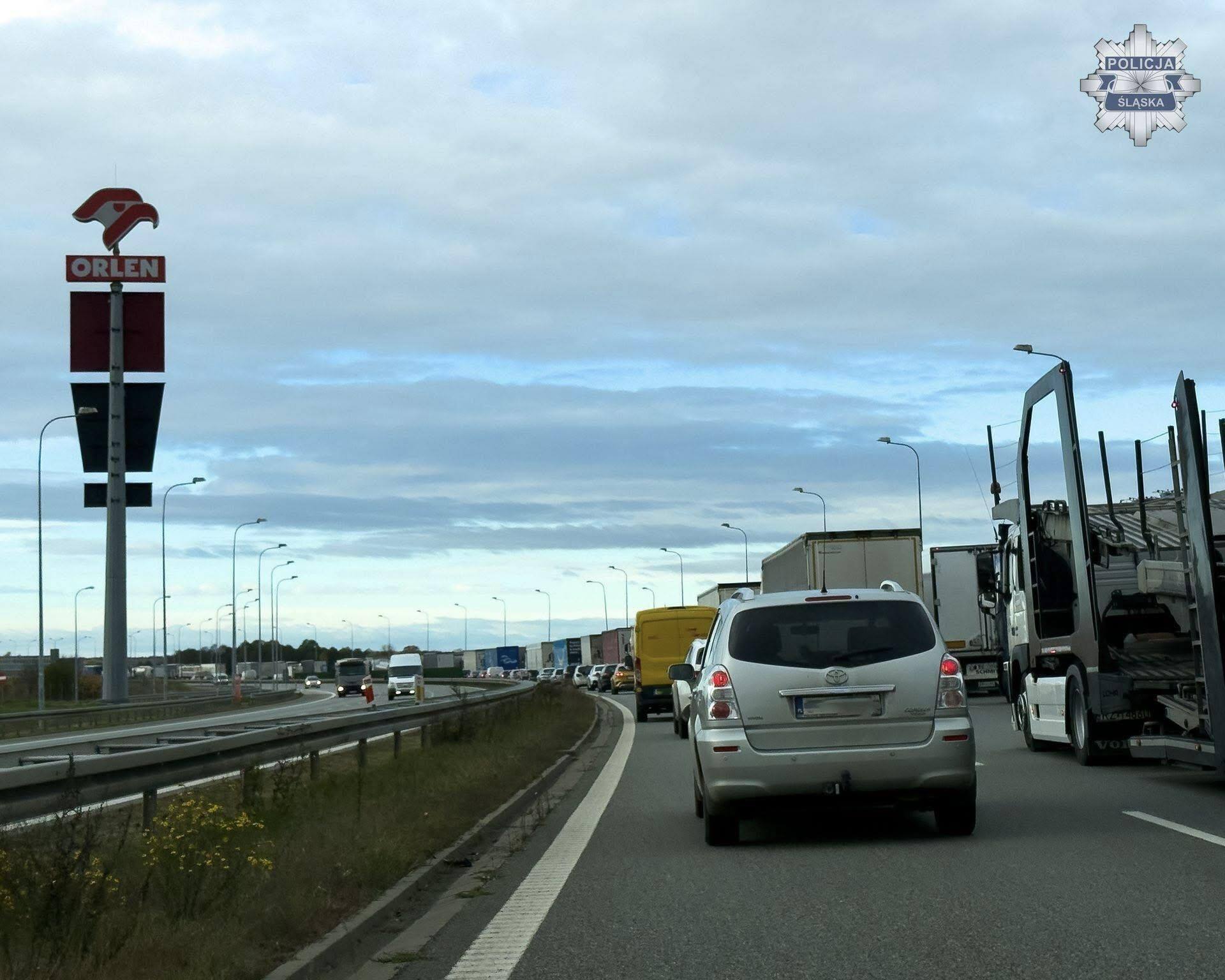 Pożar samochodu na a1