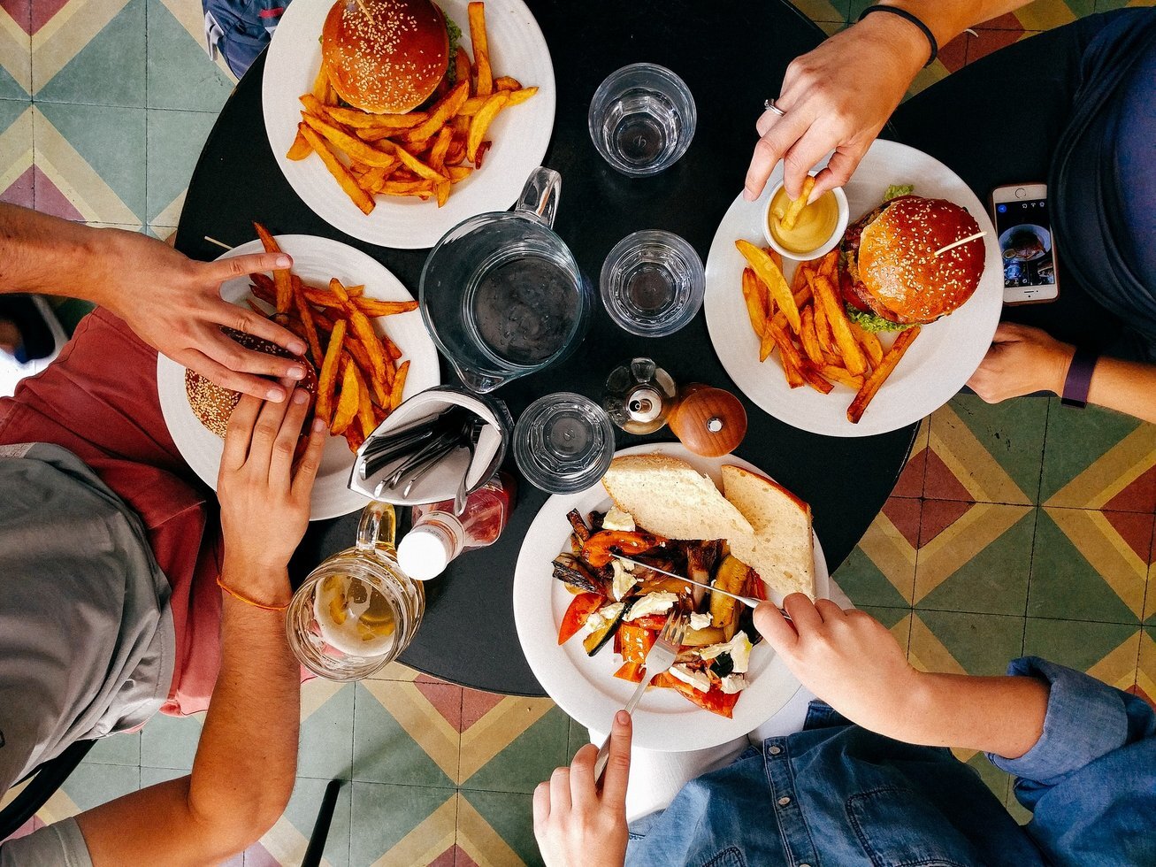 Restaurant 2602736 1920