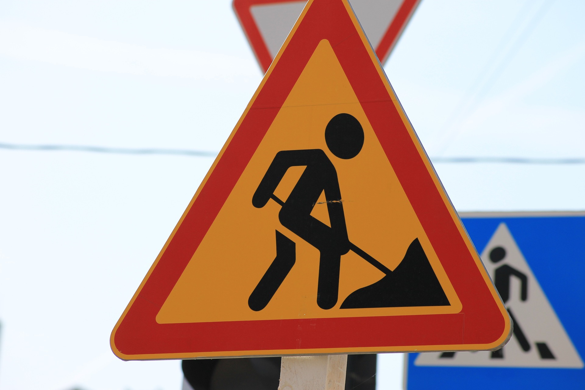 Road sign 4474011 1920 02