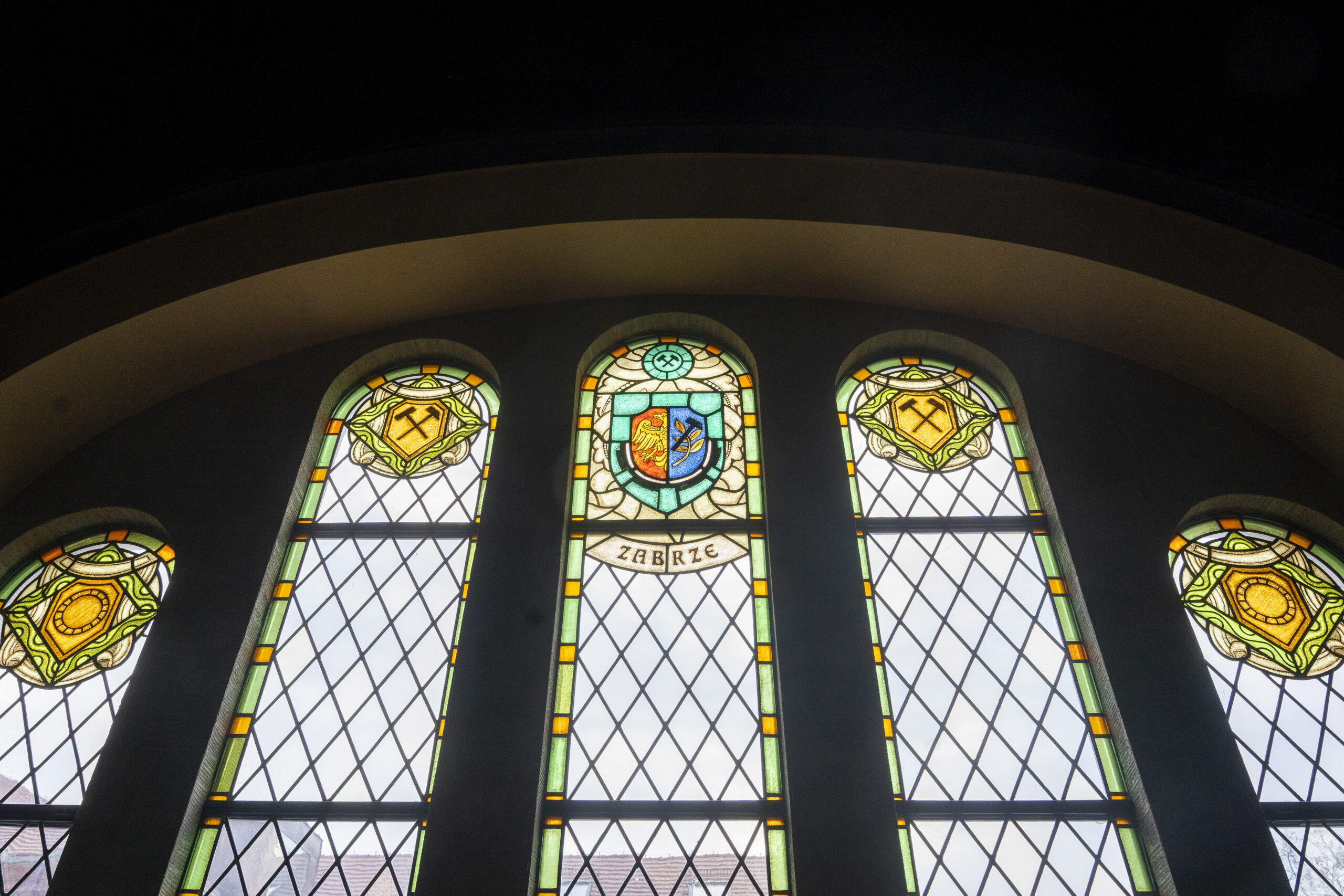 odrestaurowana sala witrażowa w Zabrzu