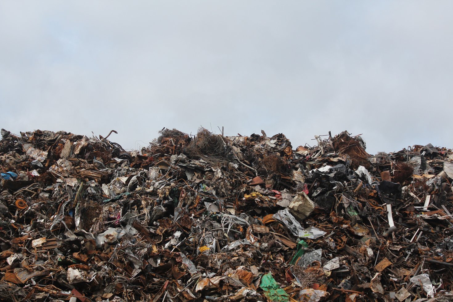 Scrap metal trash litter scrapyard 128421