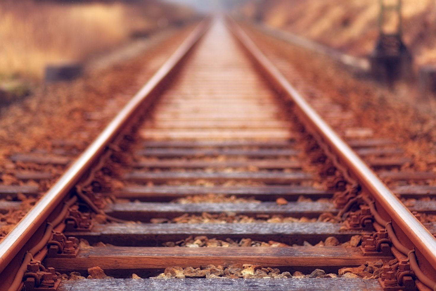 Shallow focus photo of train rail 1165994
